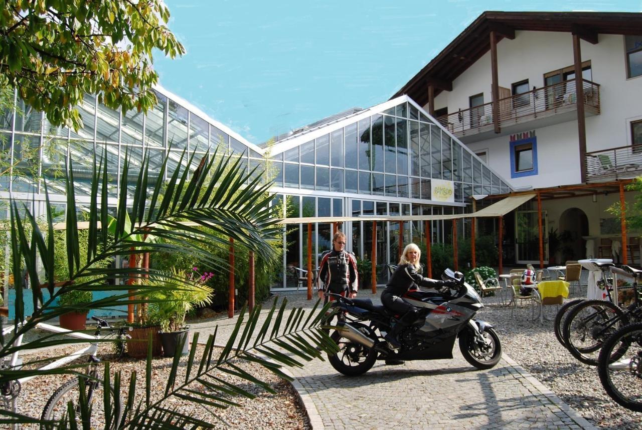 Hotel Bamboo Haupthaus Колдрано Екстер'єр фото