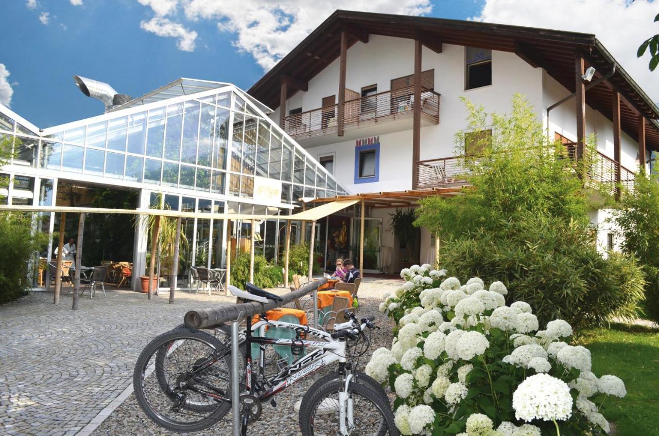 Hotel Bamboo Haupthaus Колдрано Екстер'єр фото